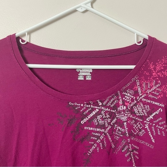 Columbia Long Sleeve T-Shirt – Snowflake Design Size: Medium - Picture 2 of 7